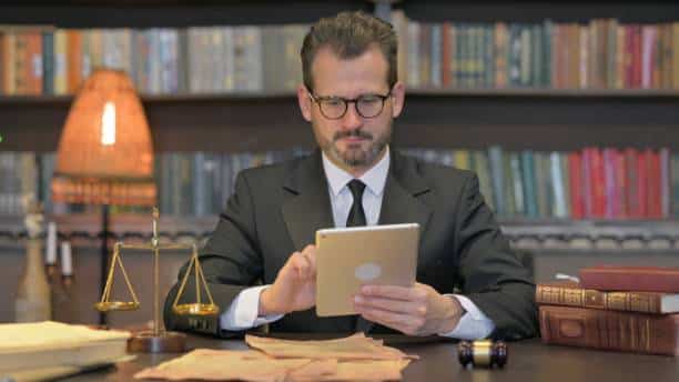 avocat création site internet conformité